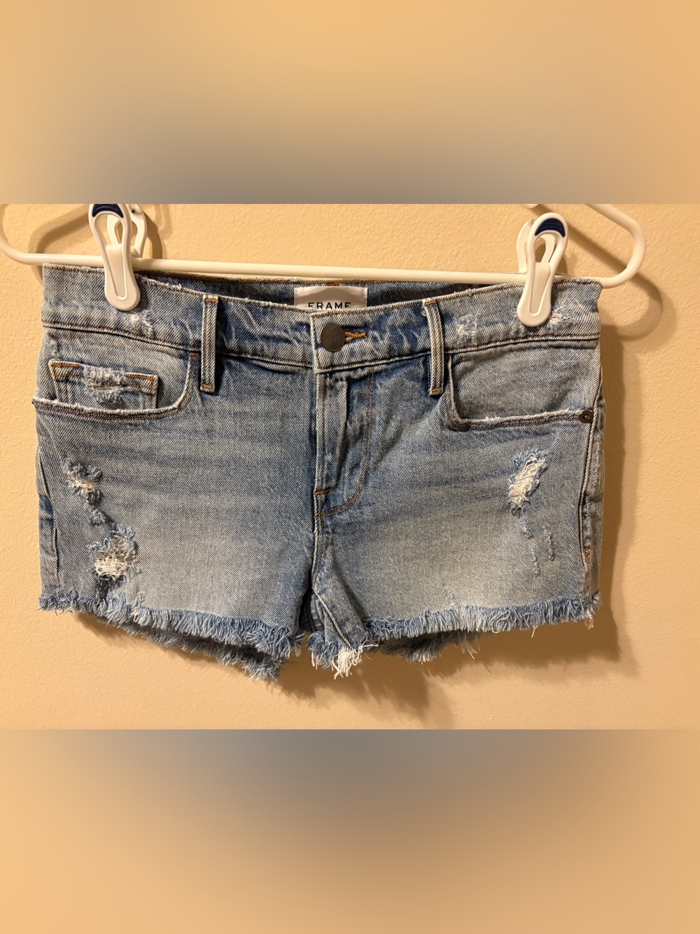 Frame Le Cutoff denim shorts Sz 24